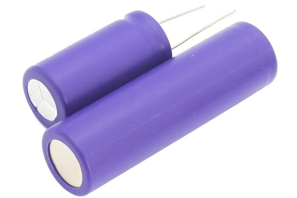 紫色热缩管使用在电容器上面用于外观保护
